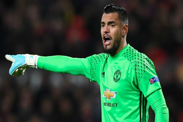 Cedera, Kiper Argentina Romero Yakin Masih Bisa bermain di Piala Dunia